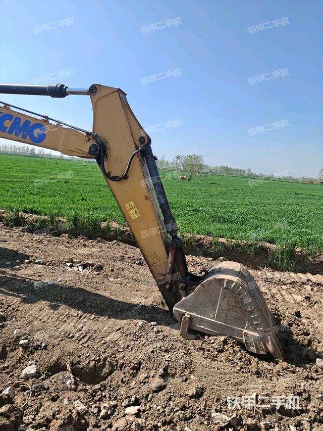 小臂整體右前（工作和回轉(zhuǎn)裝置）