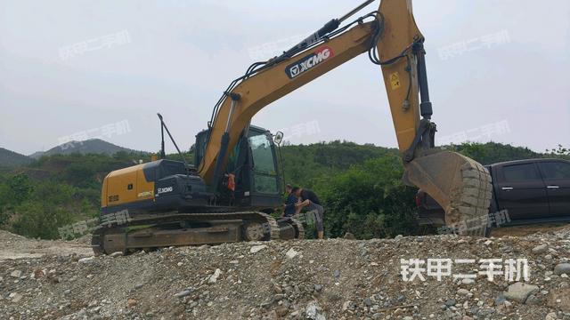 右前45(整機(jī)外觀) 右前45(整機(jī)外觀)