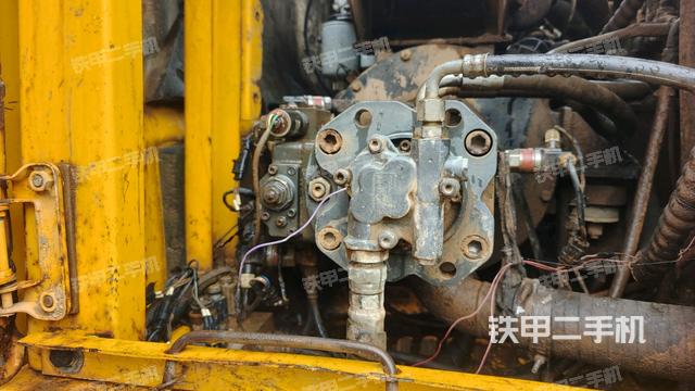 液壓泵室（大件艙室）