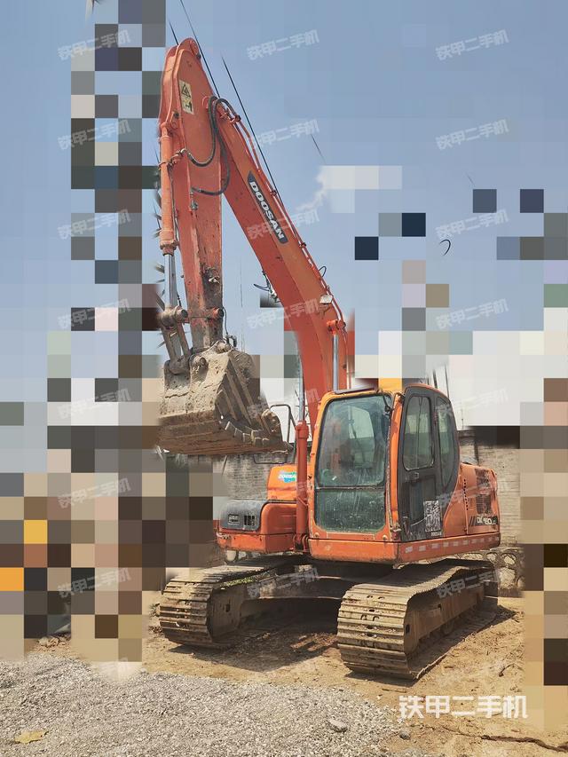 斗山DX150LC挖掘機(jī)