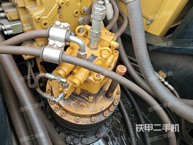 回轉(zhuǎn)馬達(dá)（上車(chē)部件）