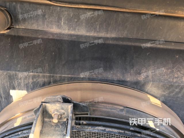 水箱+風扇特寫(上車部件) 水箱+風扇特寫(上車部件)
