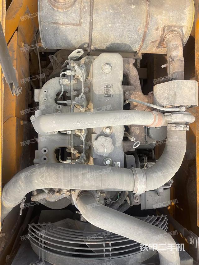 發(fā)動(dòng)機(jī)整體俯視(整機(jī)外觀) 發(fā)動(dòng)機(jī)整體俯視(整機(jī)外觀)