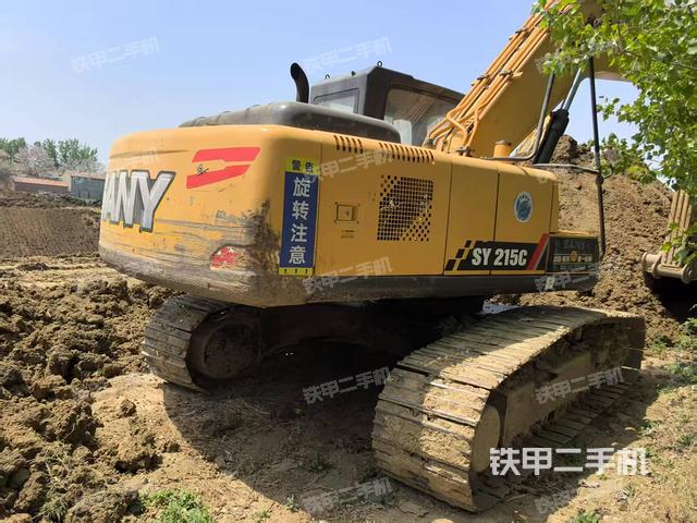 駕駛室頂部（整機(jī)外觀）