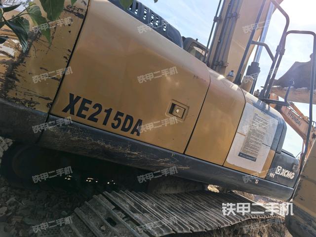 整機(jī)右后45°(整機(jī)外觀) 整機(jī)右后45°(整機(jī)外觀)