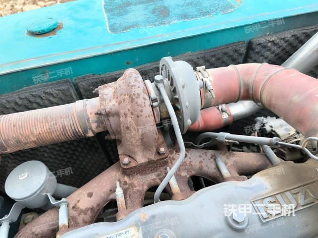 駕駛室頂部俯視（上車部件）