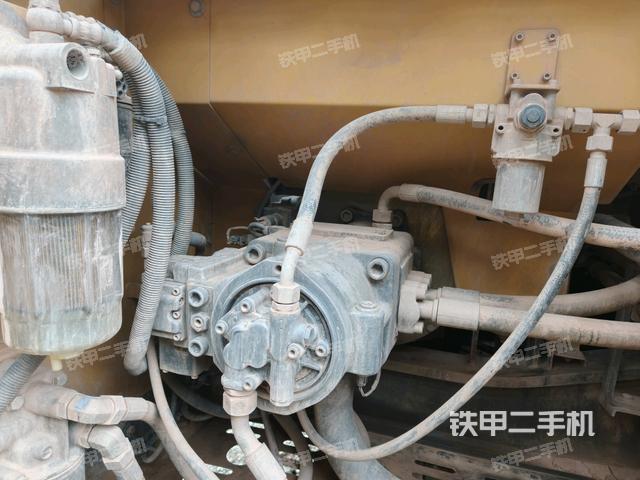液壓泵室(大件艙室) 液壓泵室(大件艙室)