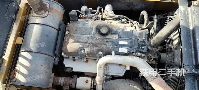 發(fā)動機(jī)整體俯視（整機(jī)外觀）