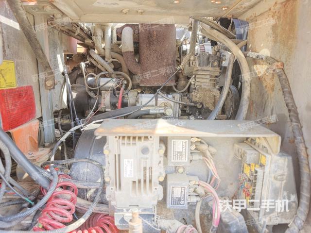 液壓泵室（大件艙室）