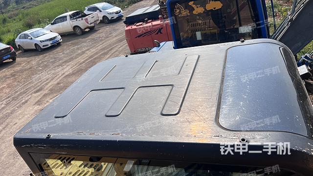 駕駛室頂部（整機(jī)外觀）