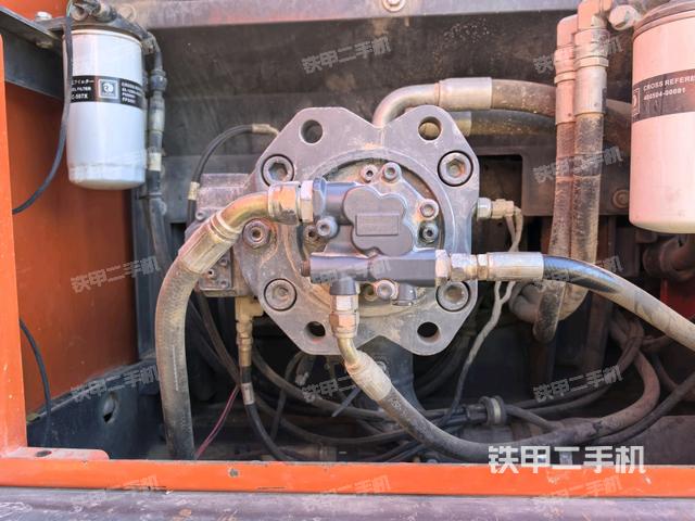 液壓泵室(大件艙室) 液壓泵室(大件艙室)