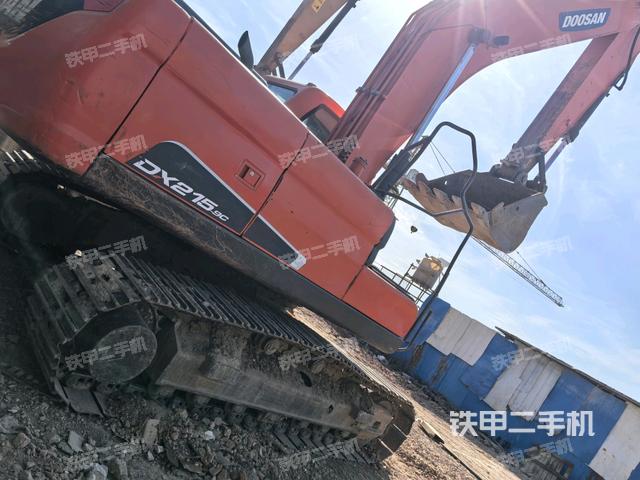 右后45(整機外觀) 右后45(整機外觀)