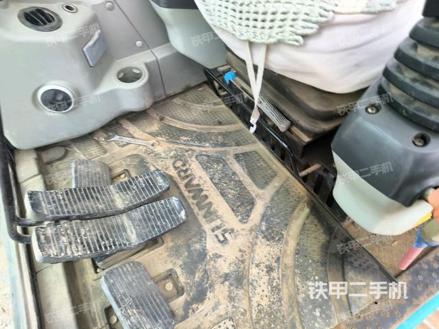 座椅后部(駕駛室部分) 座椅后部(駕駛室部分)