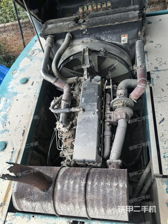 氣門室蓋螺絲特寫（上車部件）