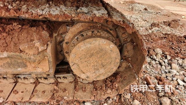 左驅動輪（行走機構）