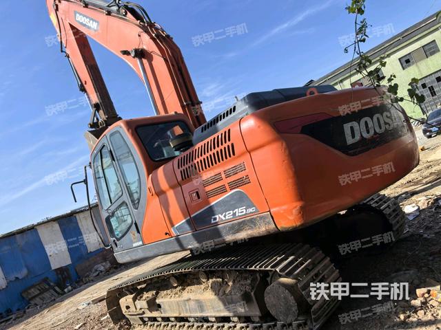 左后45(整機外觀) 左后45(整機外觀)