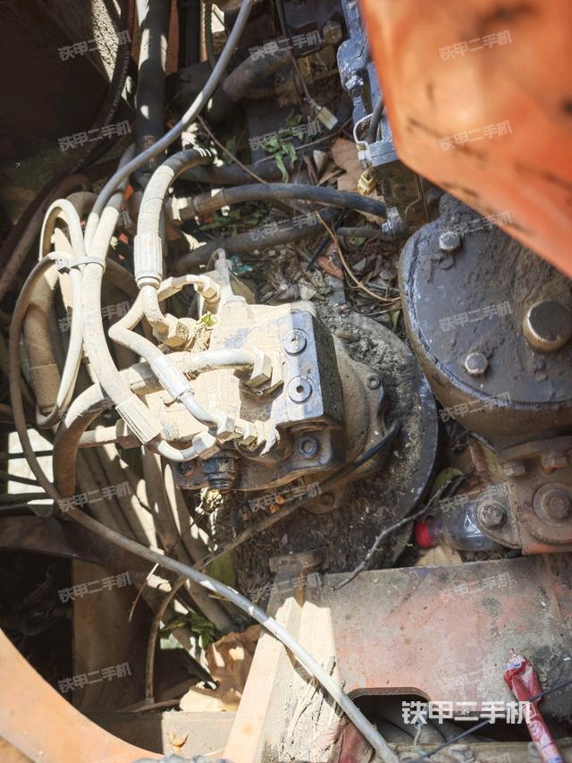 回轉(zhuǎn)馬達(dá)（上車(chē)部件）