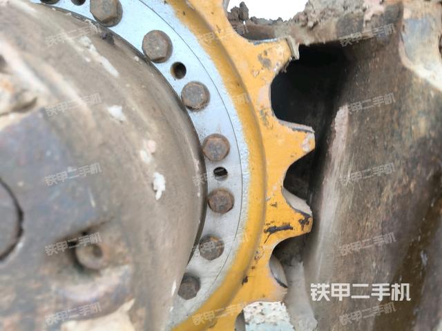 左側(cè)履帶整體?(行走機構(gòu)) 左側(cè)履帶整體?(行走機構(gòu))