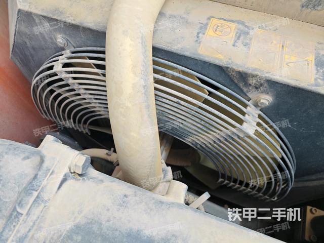 水箱+風(fēng)扇特寫(上車部件) 水箱+風(fēng)扇特寫(上車部件)