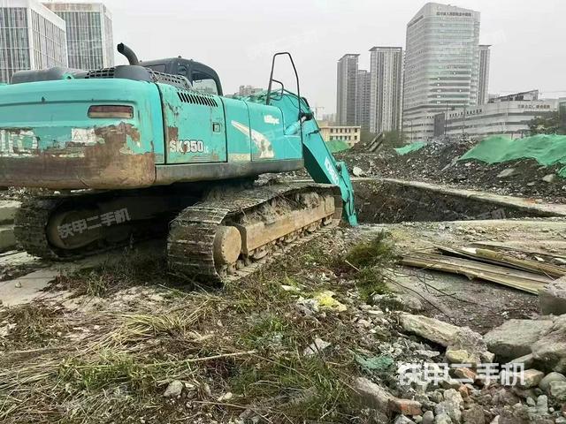 整機(jī)右后45°(整機(jī)外觀) 整機(jī)右后45°(整機(jī)外觀)