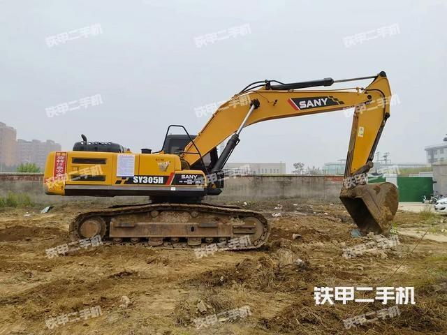 整機(jī)右后45°(整機(jī)外觀) 整機(jī)右后45°(整機(jī)外觀)
