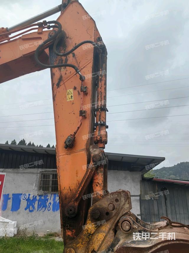 小臂整體左后（工作和回轉(zhuǎn)裝置）