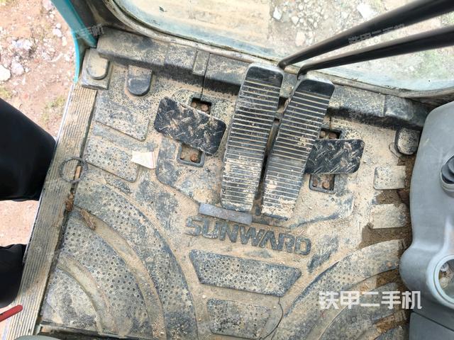 座椅后部（駕駛室部分）