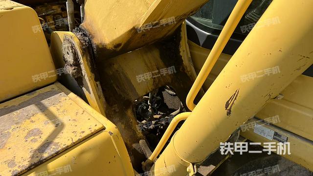 大臂根部?斜視（工作和回轉(zhuǎn)裝置）