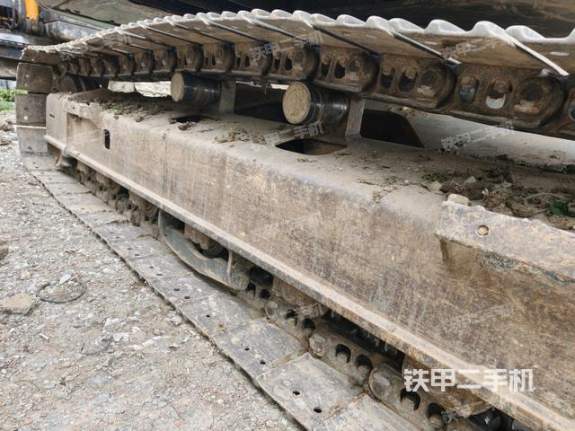 右側(cè)行走馬達(dá)蓋板(行走機(jī)構(gòu)) 右側(cè)行走馬達(dá)蓋板(行走機(jī)構(gòu))