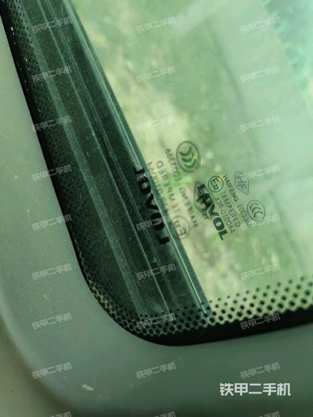 右側(cè)玻璃角標(biāo)（駕駛室部分）