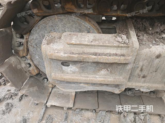 左導(dǎo)向輪（行走機(jī)構(gòu)）