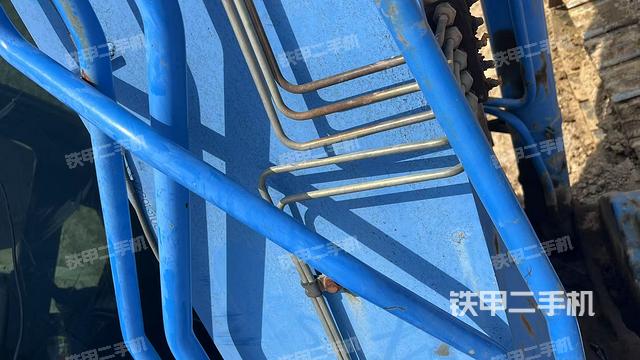 大臂背部俯視（工作和回轉(zhuǎn)裝置）