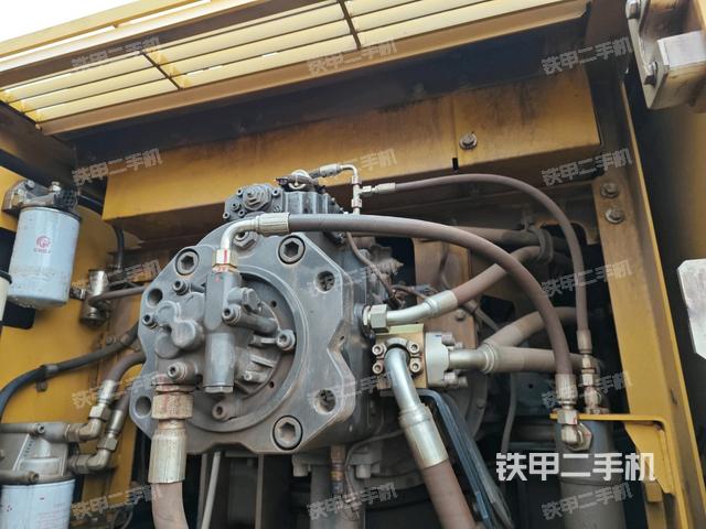 液壓泵斜45?左（大件艙室）