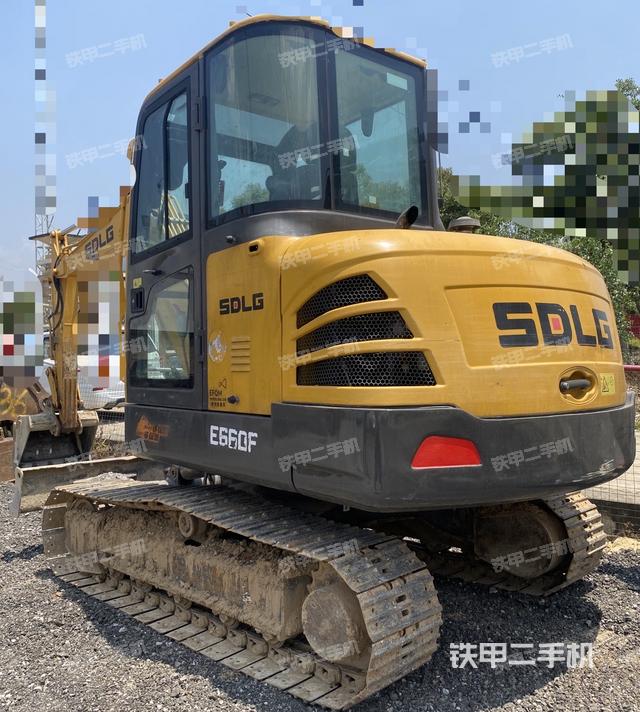 整機(jī)右后45°（整機(jī)外觀）