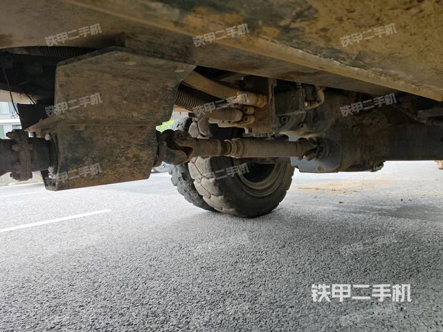 左側(cè)行走馬達(dá)蓋板(行走機(jī)構(gòu)) 左側(cè)行走馬達(dá)蓋板(行走機(jī)構(gòu))