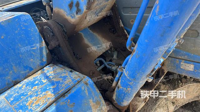 大臂根部?斜視（工作和回轉(zhuǎn)裝置）