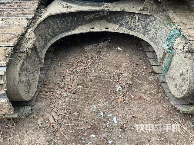 右側(cè)行走馬達(dá)蓋板（行走機(jī)構(gòu)）