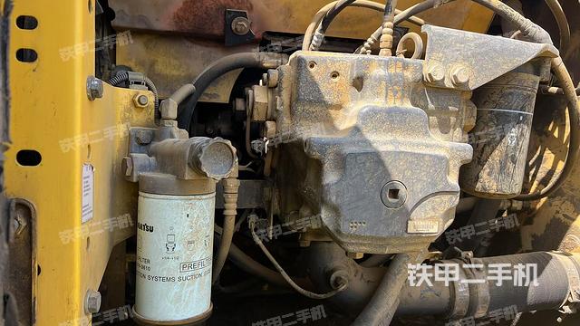 液壓泵斜45?左（大件艙室）