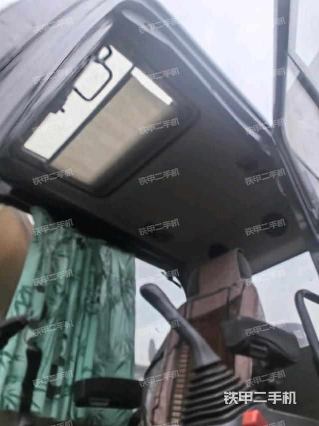 頂棚整體(駕駛室部分) 頂棚整體(駕駛室部分)