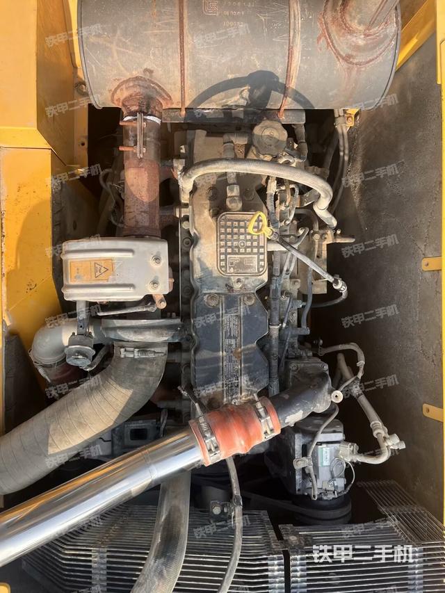 氣門室蓋螺絲特寫（上車部件）