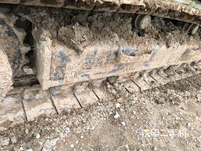 右側履帶整體（行走機構）