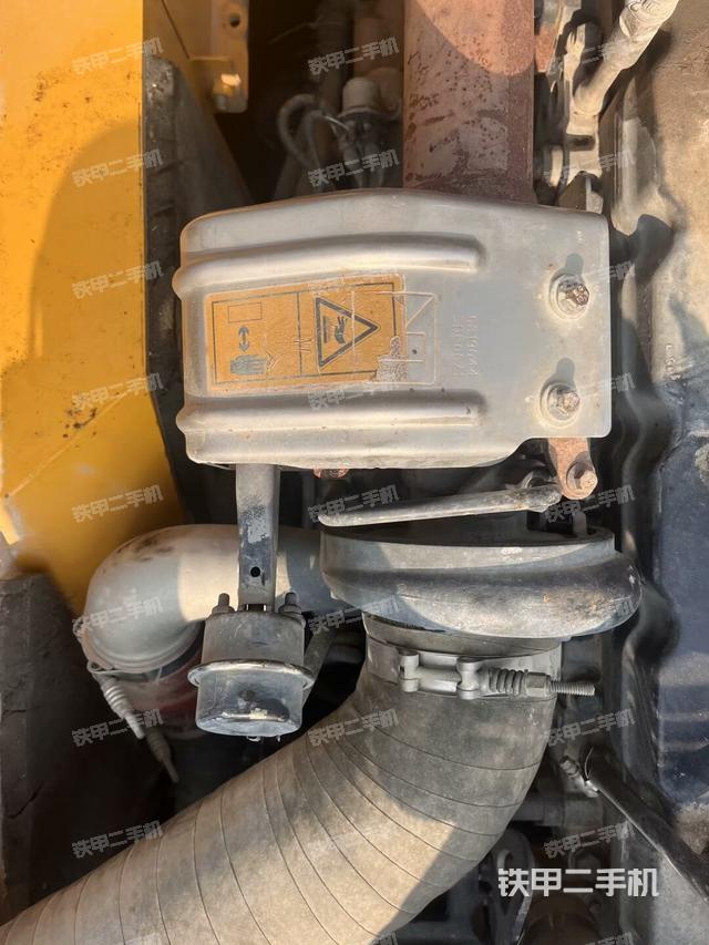 駕駛室頂部俯視（上車部件）