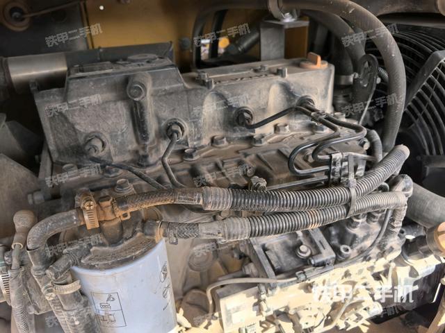 發(fā)動(dòng)機(jī)整體俯視（整機(jī)外觀）