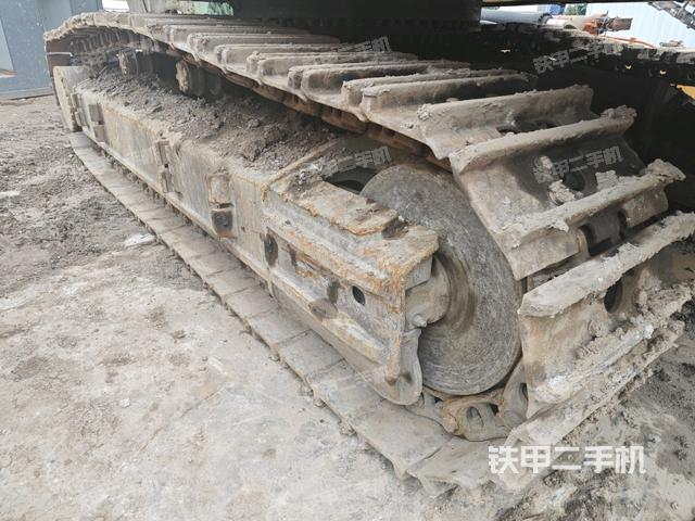 右側(cè)履帶整體（行走機(jī)構(gòu)）