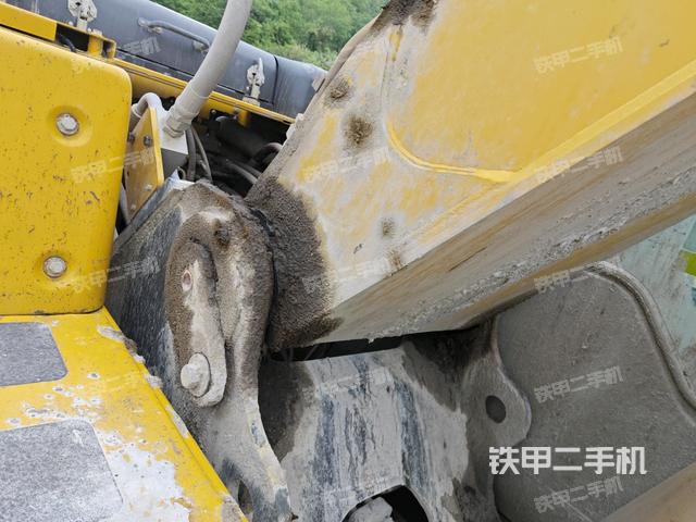 大臂根部?斜視(工作和回轉(zhuǎn)裝置) 大臂根部?斜視(工作和回轉(zhuǎn)裝置)