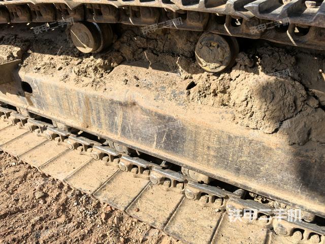 右側履帶整體(行走機構) 右側履帶整體(行走機構)