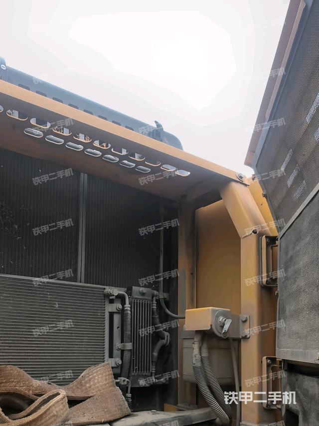 散熱器室(大件艙室) 散熱器室(大件艙室)