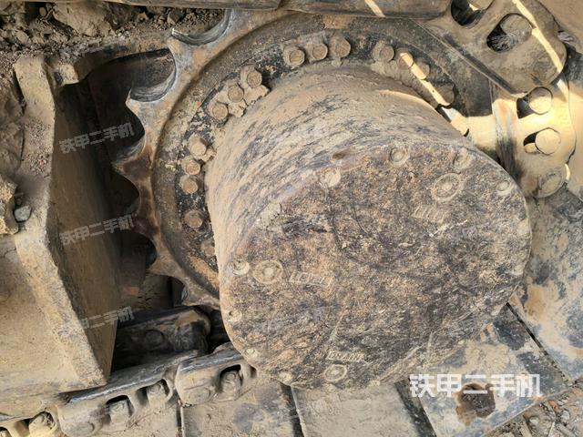 右側行走馬達蓋板(行走機構) 右側行走馬達蓋板(行走機構)