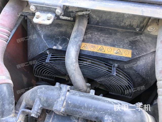 水箱+風扇特寫(上車部件) 水箱+風扇特寫(上車部件)