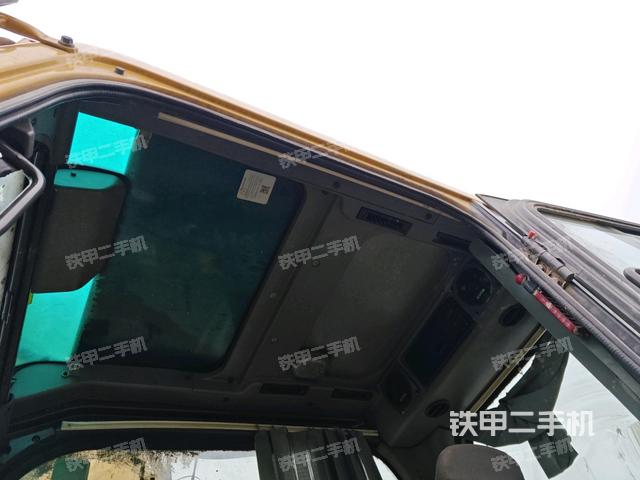 頂棚整體(駕駛室部分) 頂棚整體(駕駛室部分)